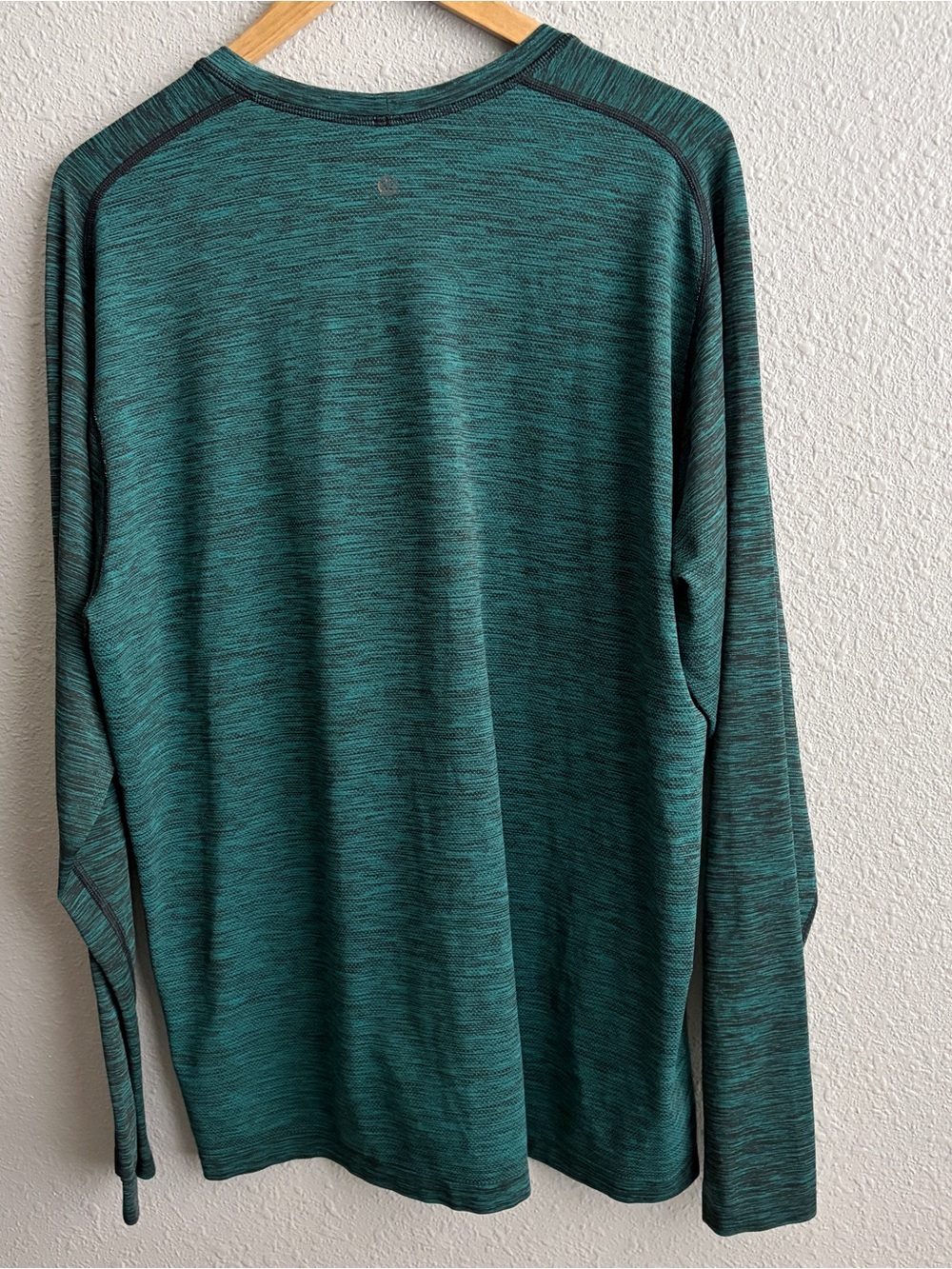 Lululemon‎ Metal Vent Tech Long Sleeve Shirt Spirit Green Black M3AKUS - Picture 3 of 8
